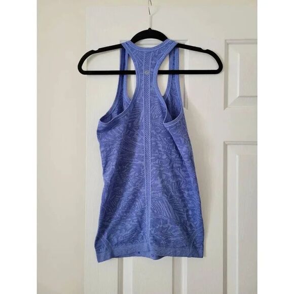 Lululemon blue knit tank 6 - Picture 2 of 4